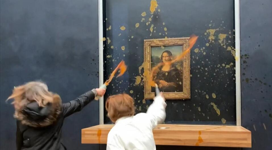 巴黎羅浮宮蒙娜麗莎畫像又遇襲 遭兩女子潑灑湯汁