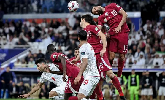 卡塔爾隊3:2戰勝伊朗隊  連續兩屆亞洲盃闖入決賽