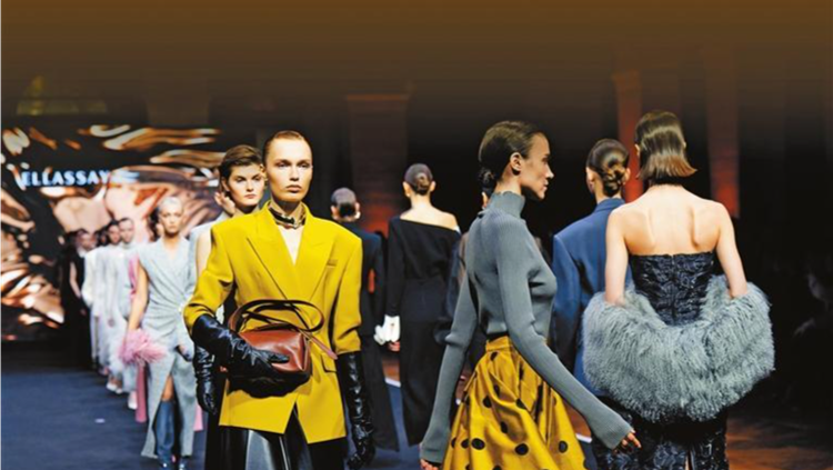 「圳時尚」！巴黎時裝周首日，深圳時尚品牌首次組團亮相