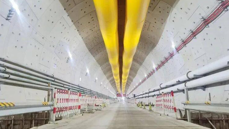 廣州⇋湛江90分鐘！廣東這一高鐵海底隧道將貫通 預計明年底通車
