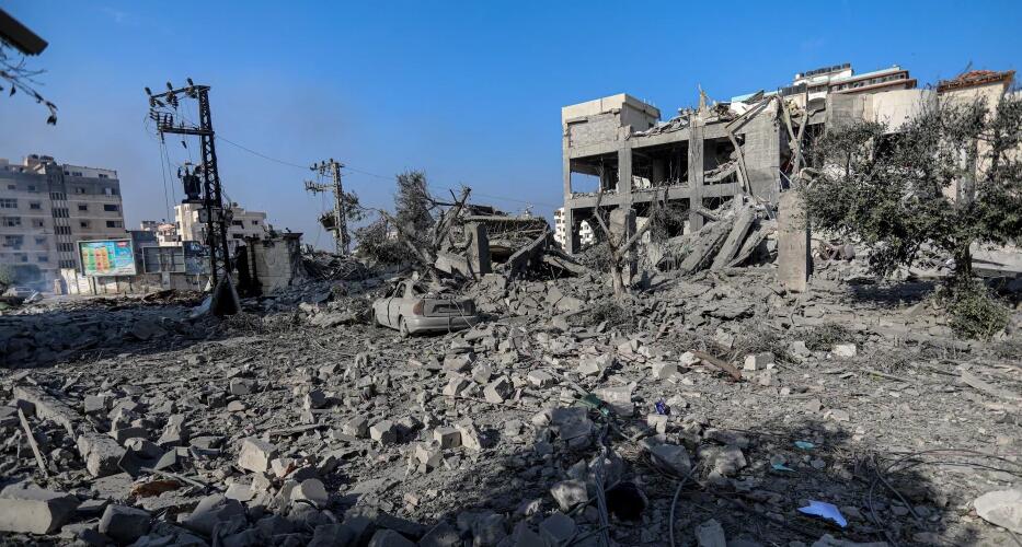 以軍密集轟炸加沙中部努賽賴特難民營 造成大量人員傷亡