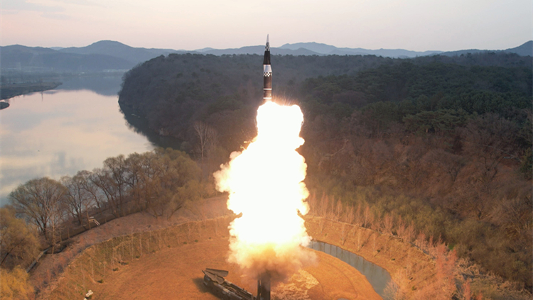 朝鮮試射新型防空導彈