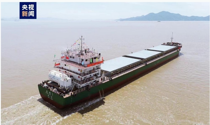 萬噸級海船首次抵達長江上游