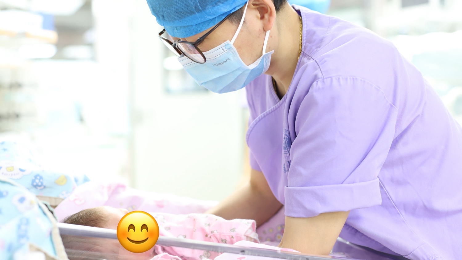 專科護士能出門診也能開處方 深圳擁有執業護士近5.5萬名