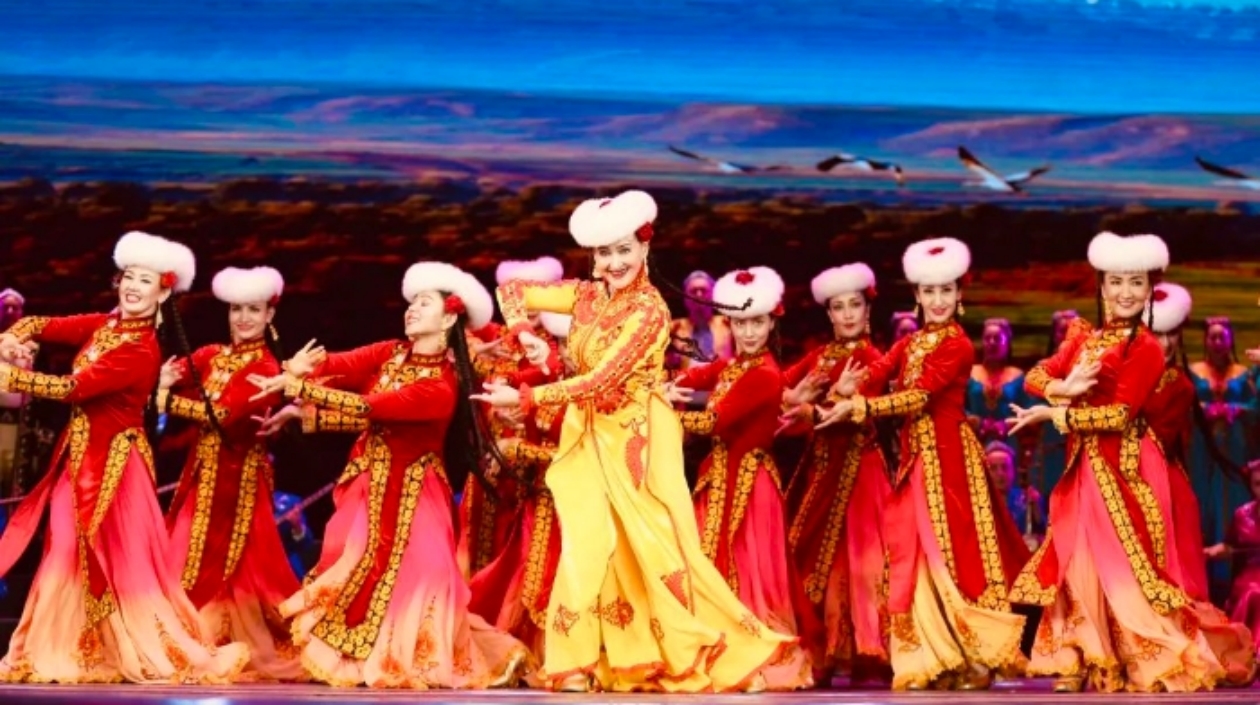 新疆歌舞、瓜果、非物質文化遺產亮相家鄉市集嘉年華