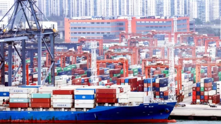 香港5月出口貨量按年升9.8% 進口增5.9%