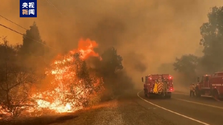 美國加州北部山火導致數千人疏散