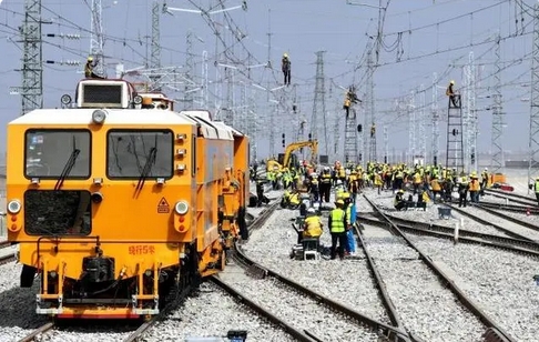 中國列車新年調圖第三條進出疆鐵路運力提升一倍