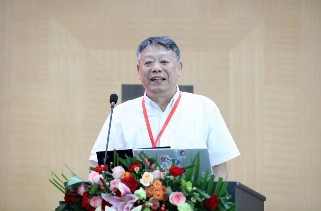 華中科技大學學術委員會副主任、教育部大數據與國家傳播戰略實驗室主任張昆.jpg